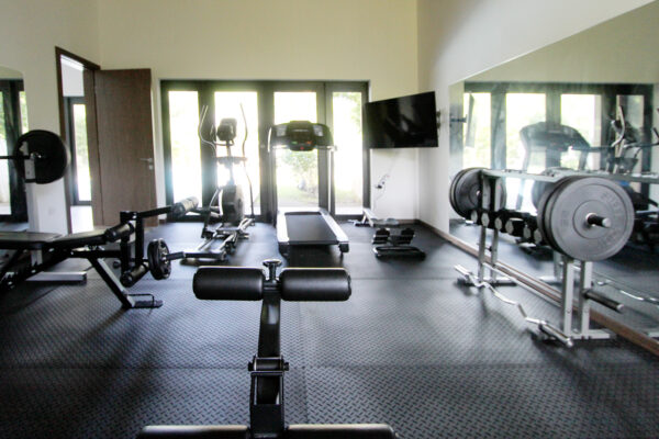 BaliHouse 0002s 0000 Gym7